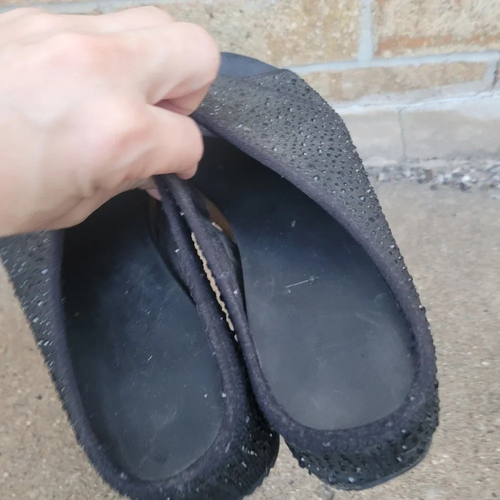 Volatile Sandals‎ Women Size 9 Black Rhinestone Crisscross Platform Wedge Slides